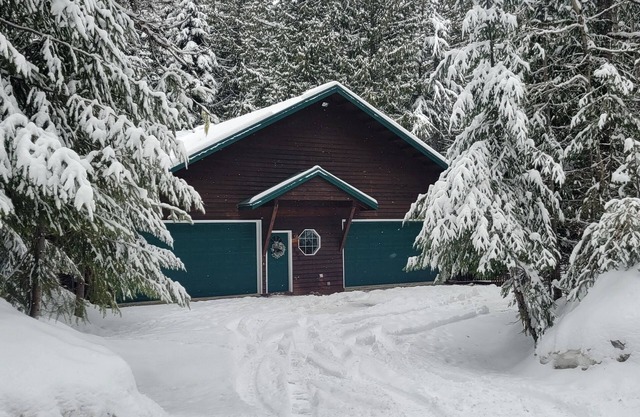Mountain Retreat at Lake Kachess