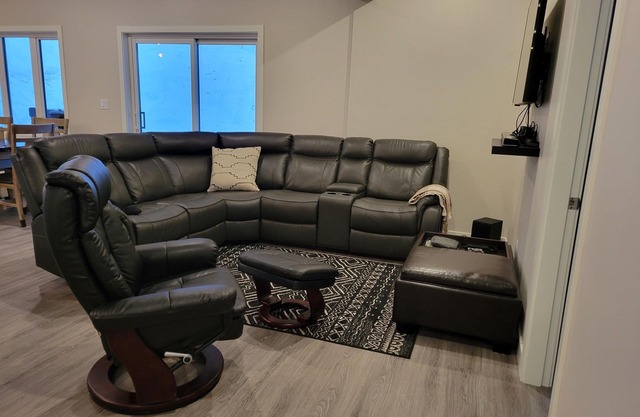 New! Beautiful Mountain Retreat. Snowmobile/Ski/Fish/Bike/Hike/Hot Pools/Relax