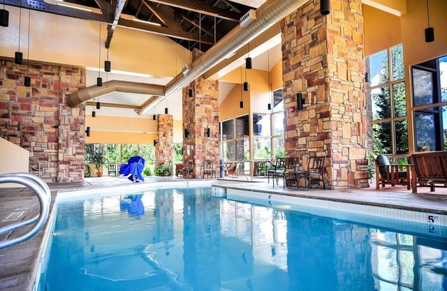 ✦Mountain Retreat✦Hot Tub✦Skiing and Snowboarding✦