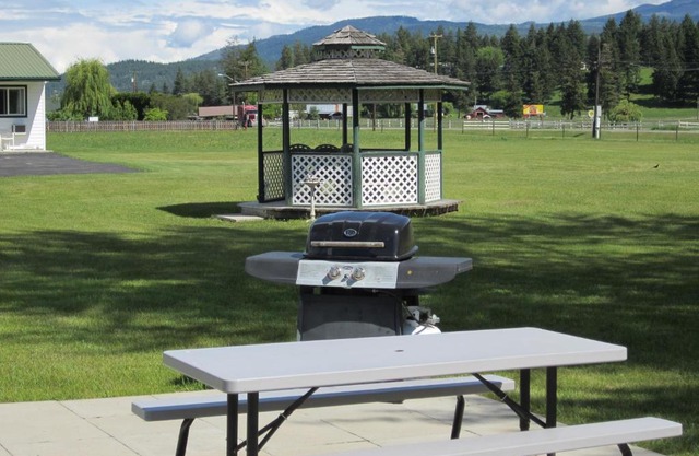 Mountain Springs Motel & RV Park