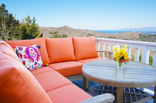 Mountain Top Getaway, BEST VIEW IN SLO! - Whole House