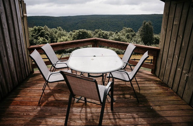 Mountain Top Manor - Pool - Hot Tub - Sleeps 16