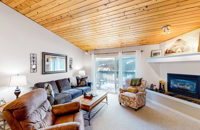 Mountain & valley view condo with hot tub, fireplace, washer/dryer, & smart TVs