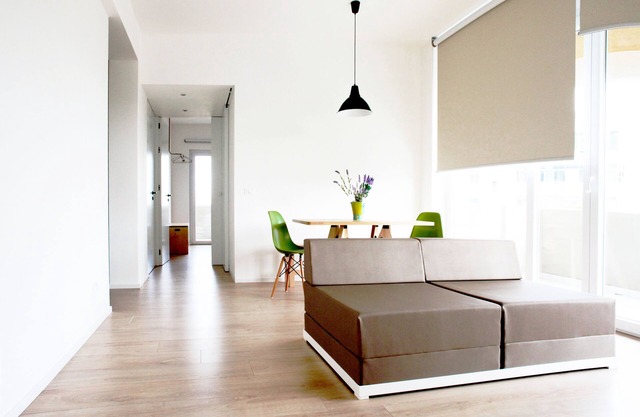 Mountain View Apartment with Garden and Private Parking.