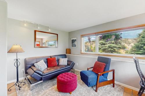 Mountain View Apartment