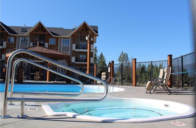Mountain View Retreat