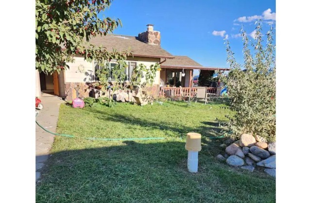 Mountain view cozy 2 bedroom home