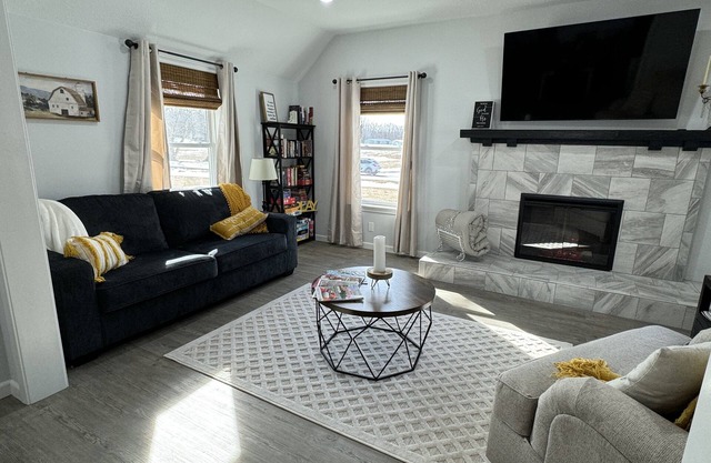 Mountain View Farmhouse, fully renovated to include all the modern needs