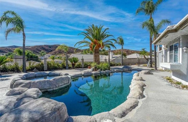 Mountain View Oasis AC, Pool, Pet & Family Friendly