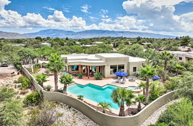 Mountain-View Oasis w/ Incredible Pool & Spa!