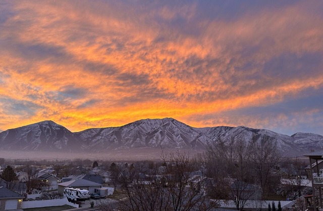 Mountain View Retreat - Sleeps 20! Perfect for large gatherings