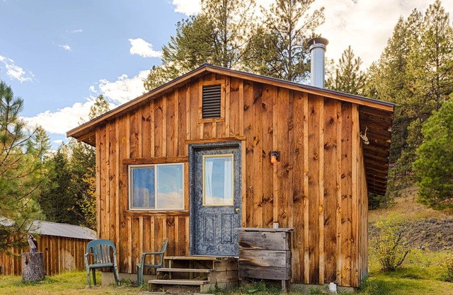 Mountaineer Cabin at Eden Valley Ranch