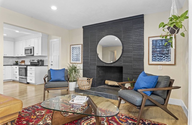 Mountainside Home close to SLC and Ski Resorts