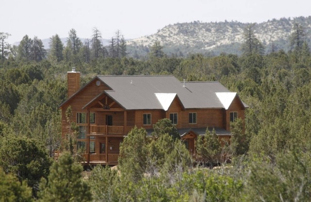 Große Hütte in der Nähe von Zion NP 3.000 + SF, ideal für Familientreffen