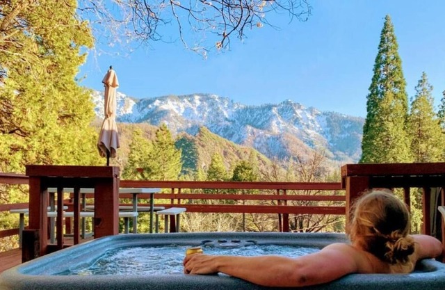 Mt. View Hot Tub, Amazing Sequoias Retreat