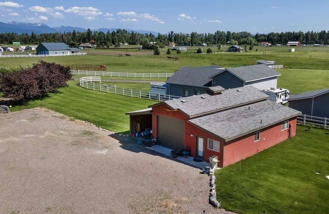 MT Views, Firepit, Sauna, Fishing, Glacier Park