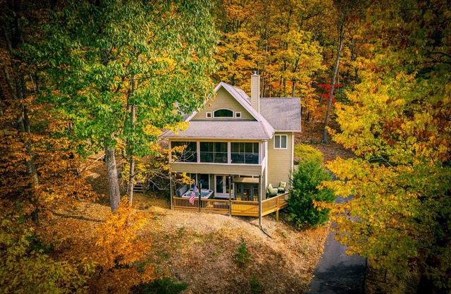 Mt Views - Sauna - Hot Tub - Adulting - Game Room