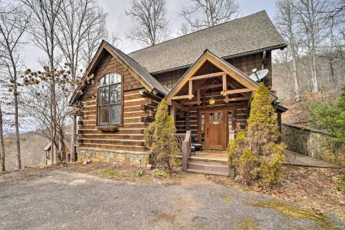 Mtn-View Cabin Deck, Grill and Fire Pit in Franklin