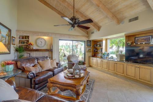 Mtn-View Rancho Mirage Condo with Lakefront Patio