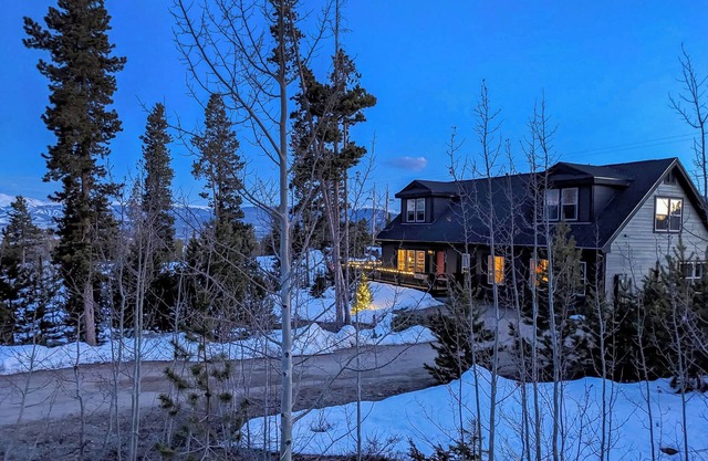 Winter Park Home w / Whirlpool, riesige Deck & Mtn Ansichten