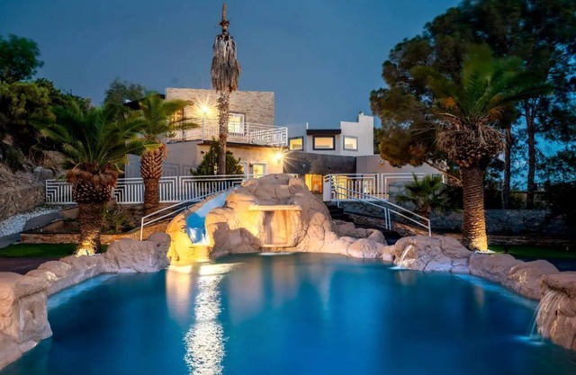 ***MTV Rented*** Million Dollar Mansion