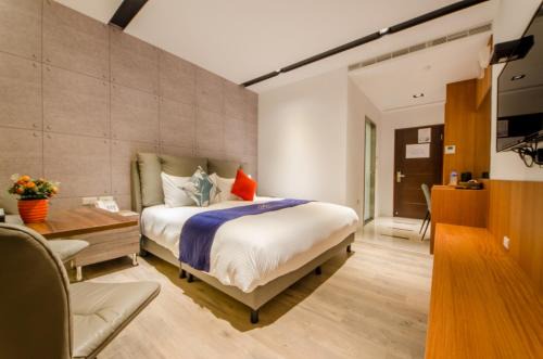 Mucun Hot Spring Resort