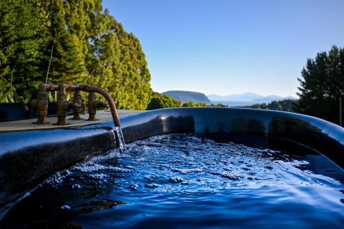 Muirs Reef Lodge Kinloch holiday home Lake Taupo