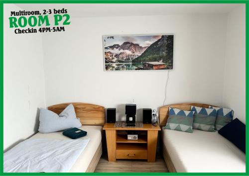 Multi Room P2, 2-3 beds, 15qm, Check-in 4PM till 5AM