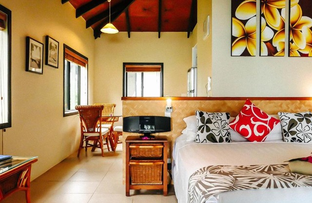 Muri Beach Resort