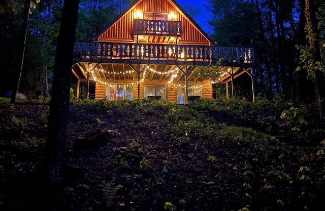 Murmurwood Chalet-Upper Clam Lake