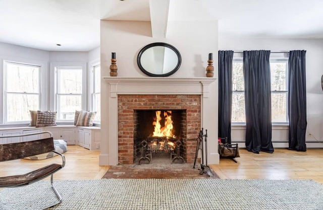 Music Mtn Farmhouse - Mystical Country Retreat