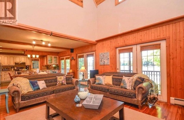 Muskoka Cottage Vermietung am Moon River!