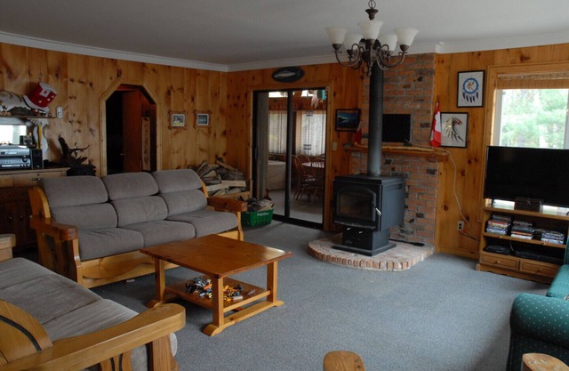 Muskoka Cottage mit einem Sandstrand