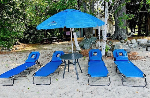 Lake Muskoka Beachfront Cottage Rental in Bala, Ontario