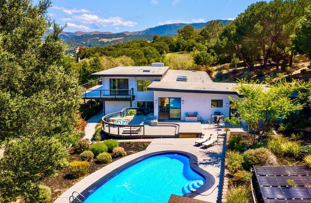 MV41 Carmel Valley 5 Bedroom Home with Pool close to the Village