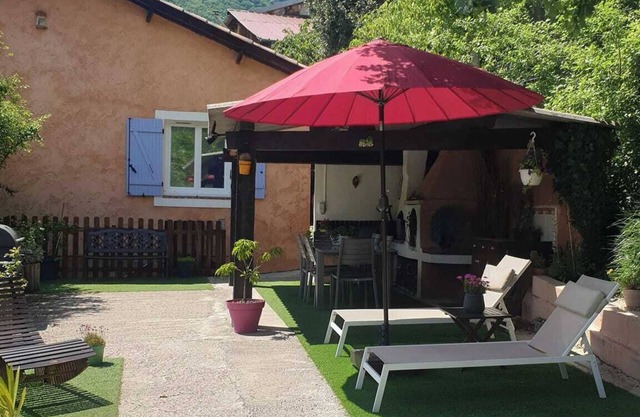 My gîte in Pélasque ***, open all year round, 45 minutes from Nice airport