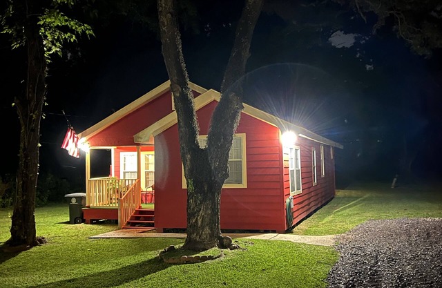 My Lil Red House - WE HAVE POWER YEAR AROUND!!!