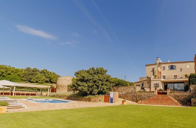Villa in Palafrugell mit 10 Schlafzimmern 28 Schlafplätzen