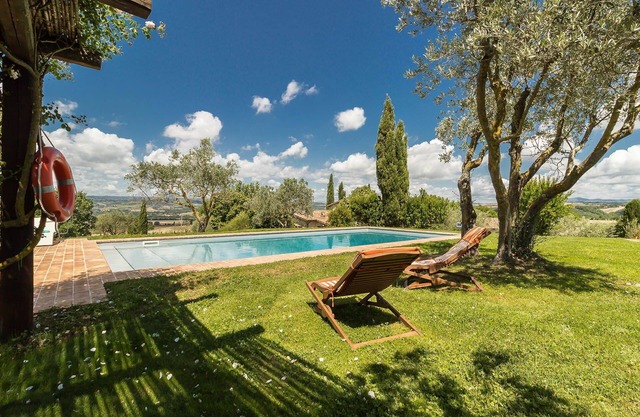 Villa in Montecchio mit 5 Schlafzimmern 10 Schlafplätzen