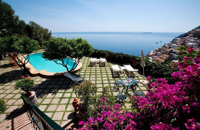 Villa in Positano mit 8 Schlafzimmern 16 Schlafplätzen