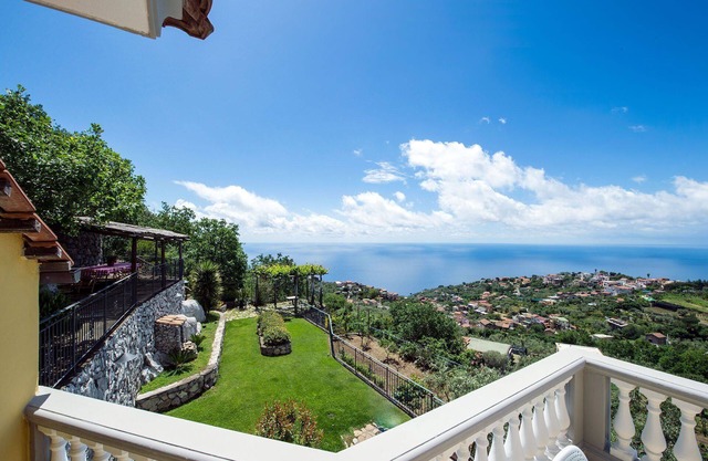 Villa in Sorrent mit 3 Schlafzimmern 6 Schlafplätzen