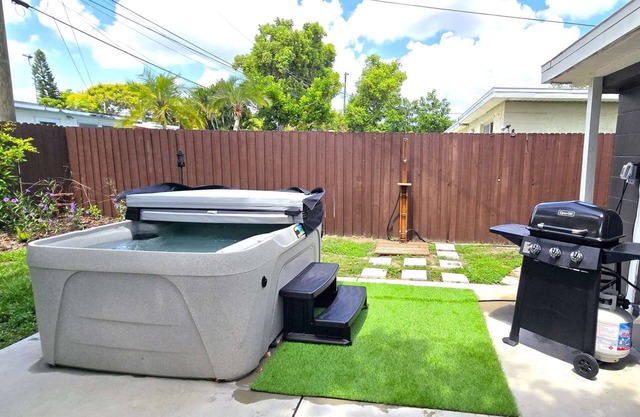 Mystic Haven | Hot Tub | BBQ Grill | Close to beaches