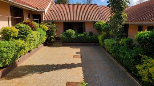 Mzedu Springs Hotel, Mwatate, Taita Taveta County