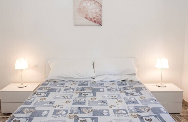 N221 - Numana, three-room apartment with panoramic terrace