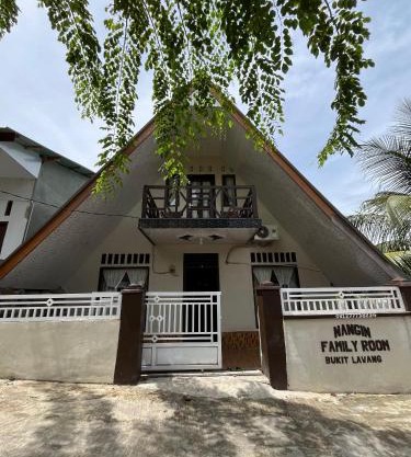 NANGIN VILLA's & HOTEL - BUKIT LAWANG