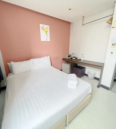 Nantra Ekkamai Hotel