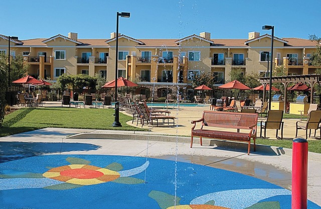 Napa, Kalifornien: 1 Schlafzimmer mit WLAN und Zugang zum Resort Pool, Golf - schöne Gegend!