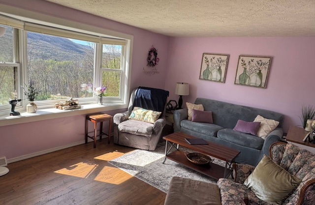 Naples NY Wine Country Finger Lakes Gem