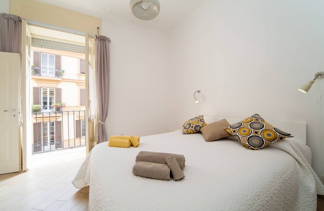 NapoliCentro Suite! Fabulous Apartment im Zentrum von Neapel Dom