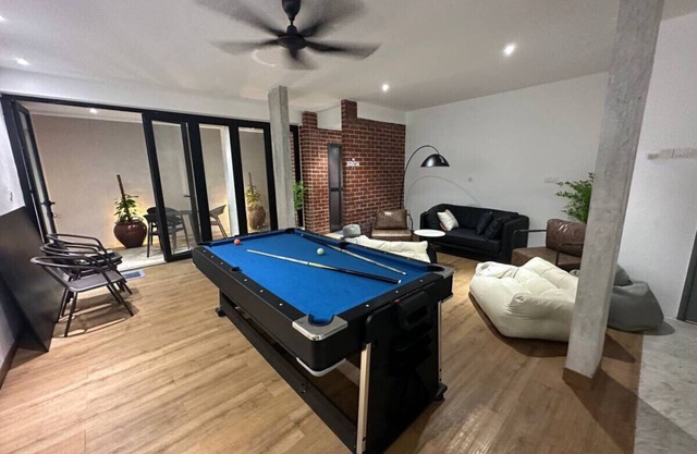 Nara s Luxe Villa#pooltable#karaoke#partyhouse